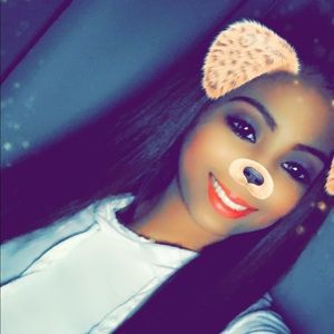 Meet your Posher, Chrissy